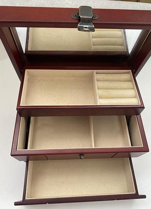 Шкатулка скриня для прикрас