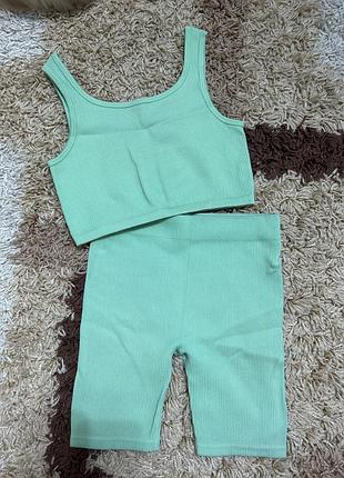 Костюм топ шорти