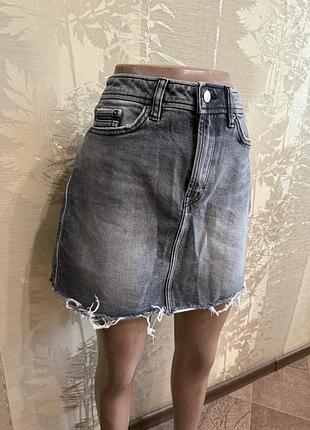 Джинсовая юбка трапеция ,фирменная