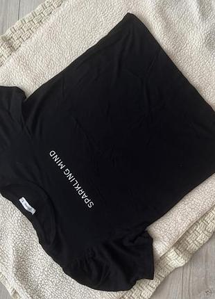 Черная майка футболка