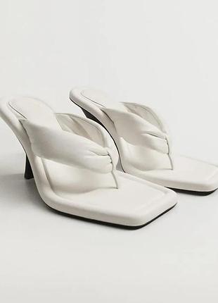 Босоножки женские