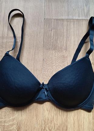 Бюстгальтер черный