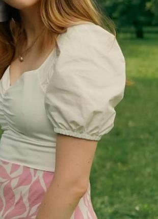 Білий топ reserved