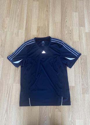 Спортивна футболка adidas climacool