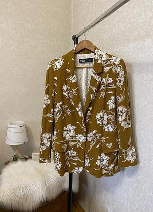 Піджак лляний