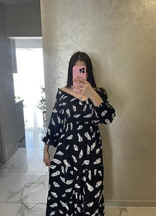 Сукня довга