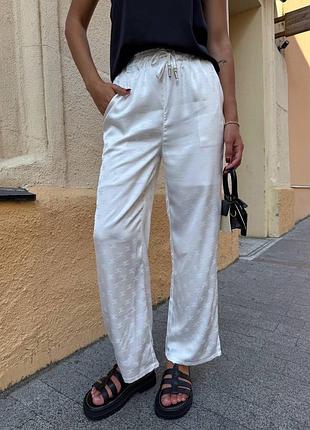 Штани палаццо
