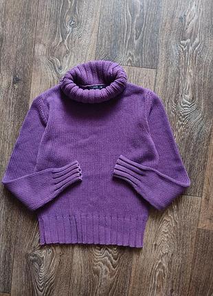 Свитер с горловиной