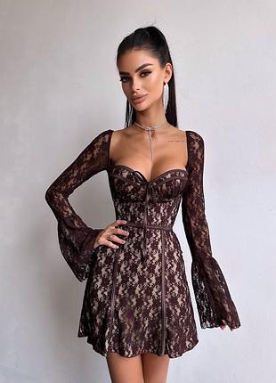 Мереживна сукня