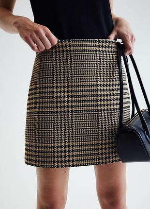 Твидовая мини юбка из новой коллекции h&m aw2025