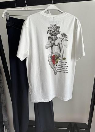 Нова оверсайз футболка з малюнком  на спині h&m