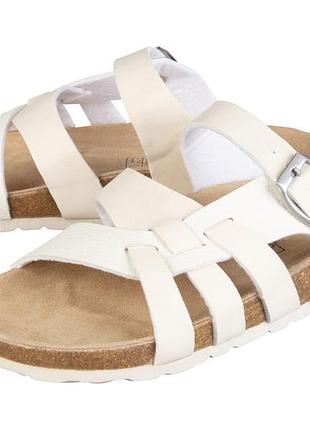 Шкіряні стильні шльопанці esmara