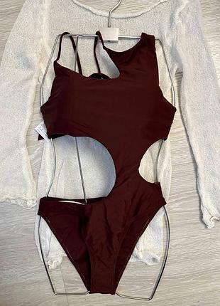 Купальник коричневий на чашках суцільний відкрита спинка розміри с м л