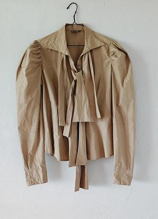 Фактурная блуза в стиле скандинавских дизайнеров