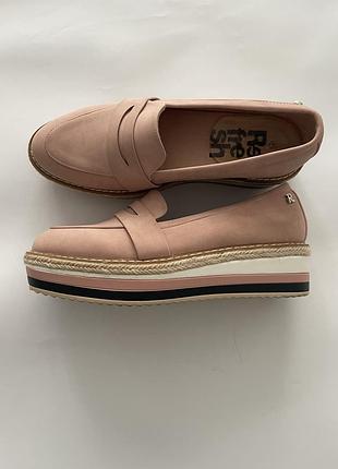 Жіночі лофери refresh