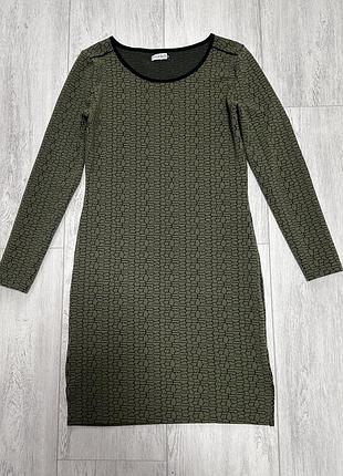 Жіноча сукня spirit m розмір, гарний стан