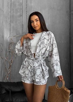 Жіночий костюм сорочка та шорти