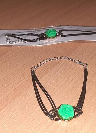 Браслет на руку двойной зеленой розы с застежкой внимательно читайте условия пересылки!!!