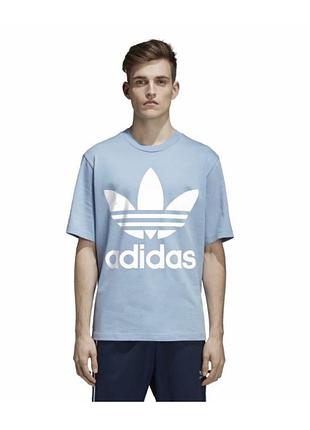 Футболка чоловіча adidas р l