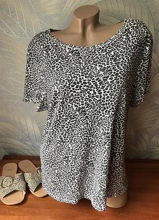 Футболка в леопардовый принт