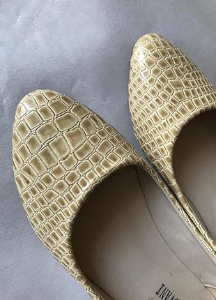 Балетки жіночі