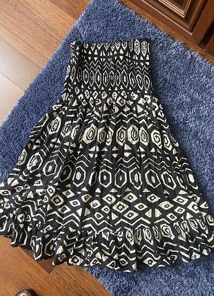 Сукня бюстьє