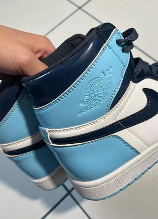 Кросівки nike air jordan blue high блакитні лакові4 фото