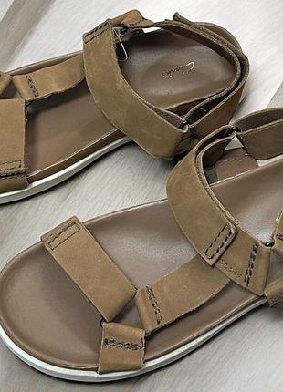 Чоловічі шкіряні сандалії