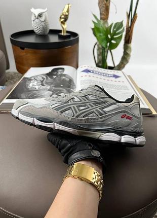 Chaussures asics Noosa FF en très bon état