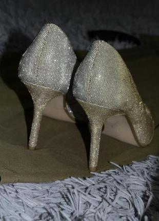 Блестящие туфли на каблуке от dorothy perkins1 фото