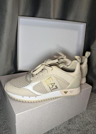 Кросівки emporio gravierter armani дуже зручні