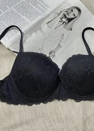 Intimissimi базовий чорний бюст з мереживом крутого бренду