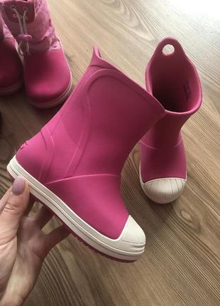 Продам crocs c8