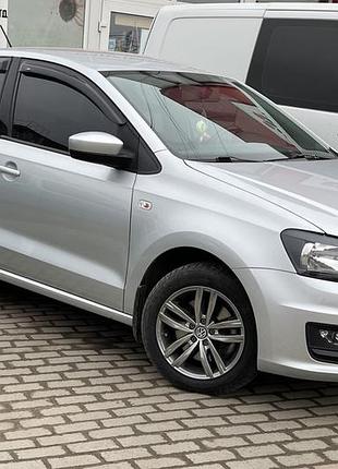 Вітровики для volkswagen polo 5 2009 -2016 sedan (hic) vw39