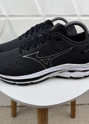 Оригінальні кросівки  mizuno wave inspire 18