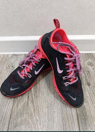 Кроссовки Free nike -
- 36 размер.