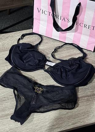 Оригінальний жіночий комплект трусики та бра victoria’s secret😍