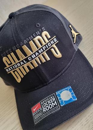 Кепка бейсболка original cap nike official locker room