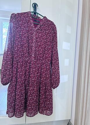 Сукня жіноча