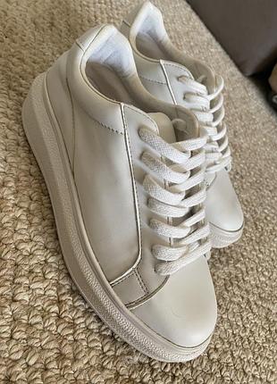 Кросівки білі, new look