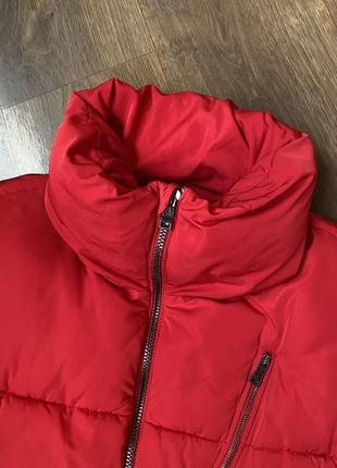 Теплая красная куртка3 фото