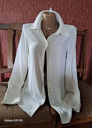 Фирменная рубашка