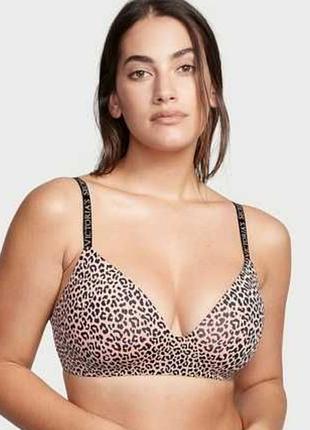 Фирменный бюстик бесшовный без косточек формованная чашка. victoria’s secret