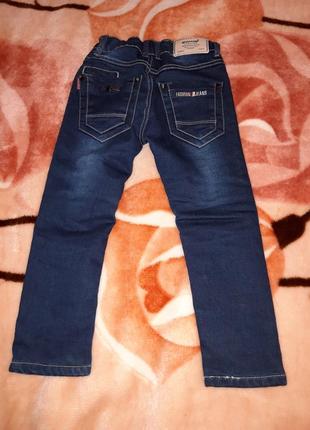 Штани утеплені на хлопчика 5-6 років