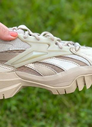 Кросівки жіночі оригінал reebok cardi b club c v2 womens shoes beige