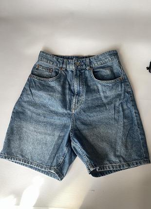Ддинслві шорти h&m