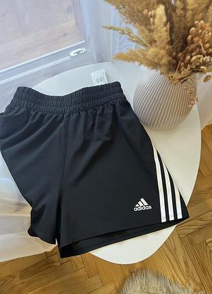 Новые черные спортивные шорты adidas