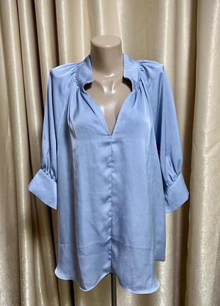 Блузка h&m блакитна з рукавами буфами розмір l