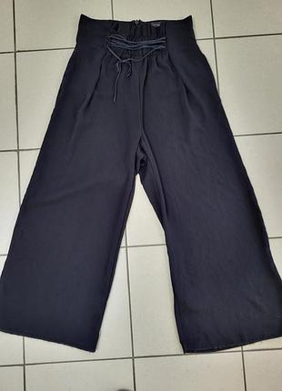 Широкие штаны палаццо