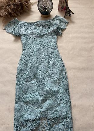 Жіноча міді сукня кружевна